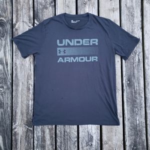 Men's Under Armour black graphic athletic tee size XL in great condition